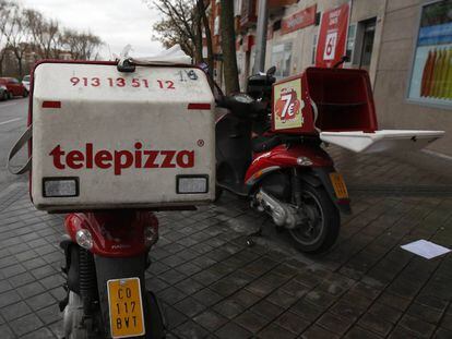 La compañía es también el mayor gestor de franquicias de Pizza Hut del mundo. 