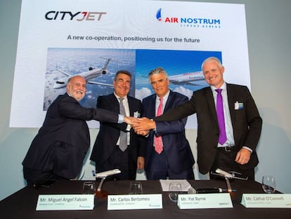 Firma del acuerdo entre Air Nostrum y CityJet.