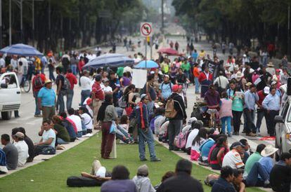 Maestros mexicanos protestan este miércoles en el DF.