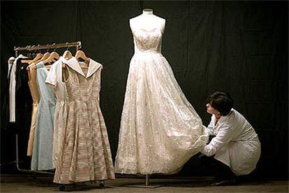 Vestidos de Cristóbal Balenciaga, adquiridos en 2001 para los fondos del Museo de Antropología.