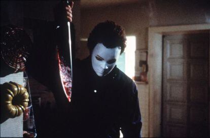 El psic&oacute;pata Michael Myers en una escena de &#039;Halloween H20&#039;.