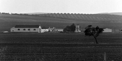 Vista de la finca cortijo de Los Galindos, a dos kilómetros del municipio de paradas (Sevilla), donde se perpetraron los cinco asesinatos, el 22 de julio de 1975.