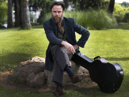 El m&uacute;sico Rodrigo Amarante, retratado en Madrid.