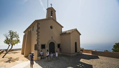 La ermita de Sant Elm desde donde el escritor Ferran Agull&oacute; bautiz&oacute; la Costa Brava