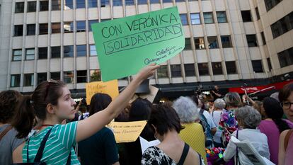 Concentración en Madrid convocada en mayo de 2019, tras el suicidio de Verónica, la trabajadora de Iveco.