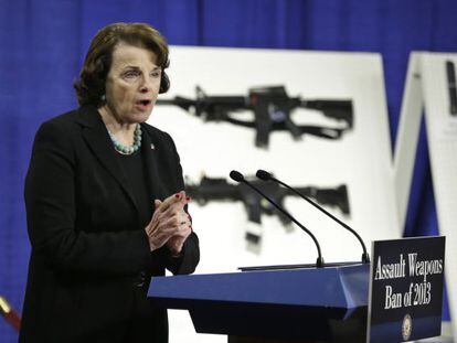 La senadora Dianne Feinstein, durante su rueda de prensa en Washington.