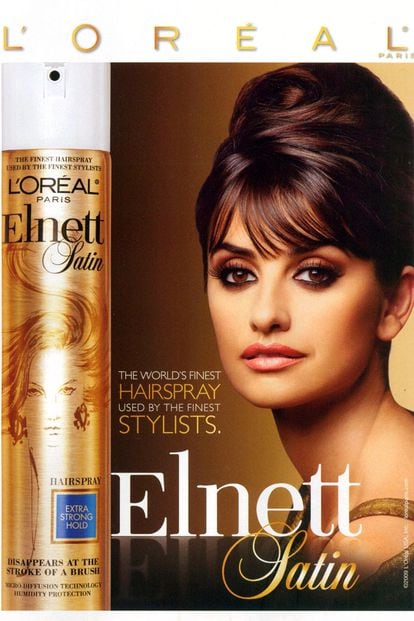 La primera española en aparecer en las campañas de L'Oréal fue nuestra Penélope Cruz. Lo hace desde 2006 e, incluso, en 2007  tuvo su poquito de polémica por un quítame allá esas pestañas.