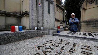 La tumba del dictador croata Ante Pavelic en el cementerio de San Isidro.