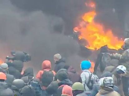 Imágenes de las protestas de esta mañana en Kiev, Ucrania.