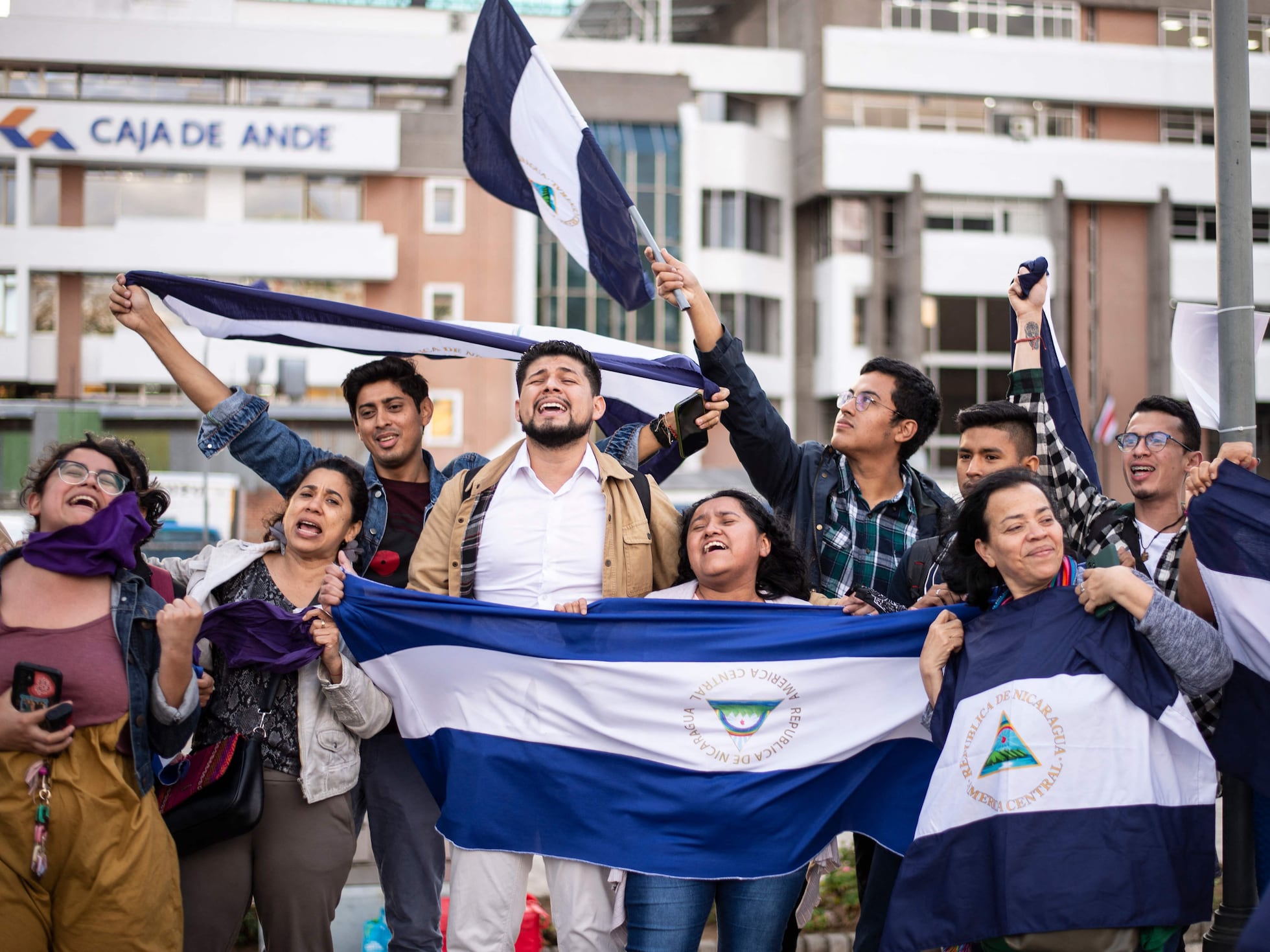 España ofrece la nacionalidad a los 222 presos políticos desterrados por Ortega | Internacional | EL PAÍS