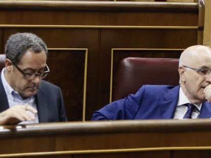 Duran Lleida junto a los diputados Pere Macias y Josep Sánchez.