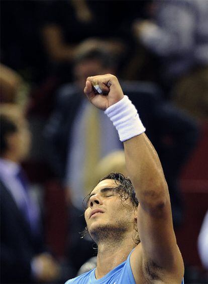 Rafa Nadal celebra la victoria contra Feliciano López.