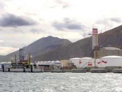 Repsol vende a BP el 25% de la central eléctrica Bahía de Bizkaia