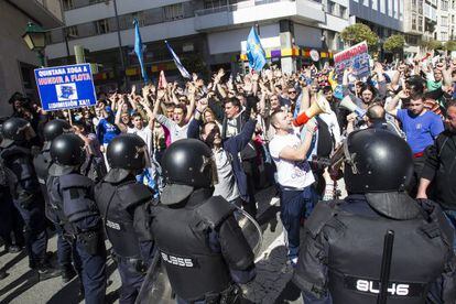 Protesta de los pescadores del cerco en Santiago