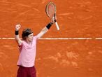 Roquebrune Cap Martin (France), 17/04/2021.- Andrey Rublev of Russia celebrates winning his semi final match against Casper Ruud of Norway at the Monte-Carlo Rolex Masters tournament ?in Roquebrune Cap Martin, France, 17 April 2021. (Tenis, Francia, Noruega, Rusia) EFE/EPA/SEBASTIEN NOGIER