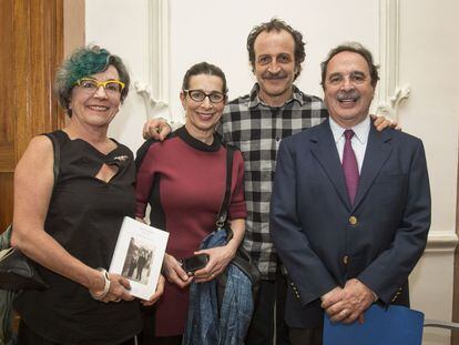 Los hermanos Giménez Cacho durante el homenaje a la familia en el Ateneo Español