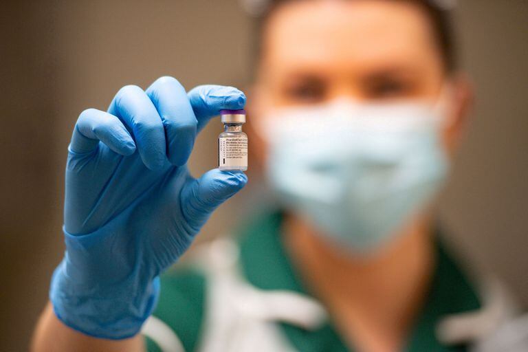 México se convierte en el primer país de Latinoamérica en aprobar la vacuna de Pfizer | EL PAÍS México
