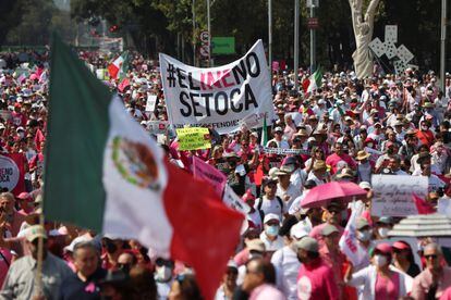 Manifestantes en la marcha en contra de la reforma electoral, el pasado 13 de noviembre.