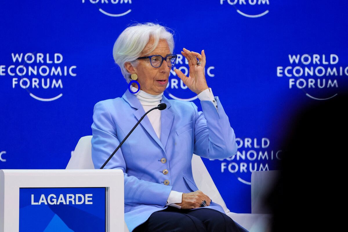 El BCE ignora las señales de frenazo económico y mantiene los tipos de interés en el 4,5% | Economía
