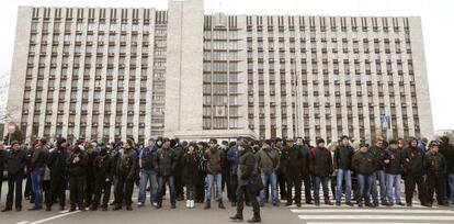 Manifestaci&oacute;n a favor de Yanuk&oacute;vich en febrero en Donetsk.