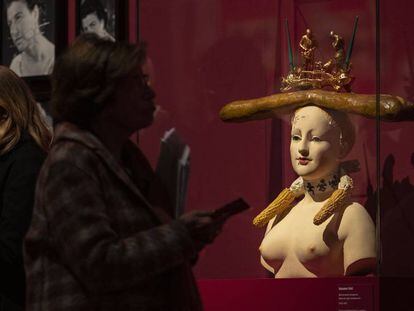 'Bust de dona retrospectiu', de Salvador Dalí, a l'exposició del CaixaForum.
