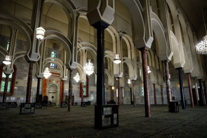 La sala de oración del Centro Cultural Islámico, conocido como Mezquita de la M-30.