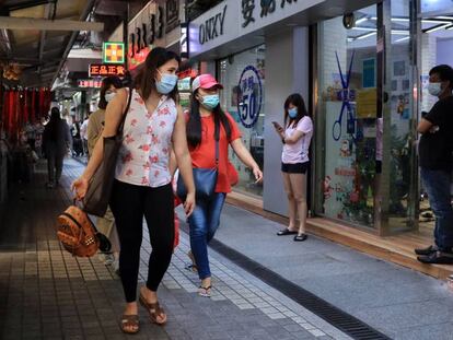 Mascarillas por la calle