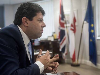 Fabian Picardo, el pasado jueves en su despacho en Gibraltar, durante la entrevista.