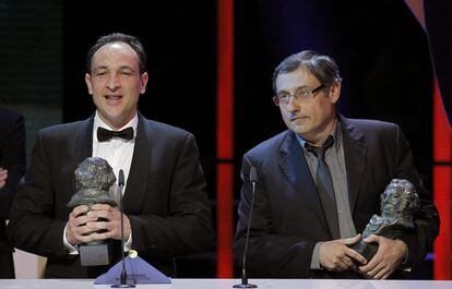 Félix Berges y Pau Costa reciben el Goya a los mejores efectos especiales por su trabajo en 'Lo Imposible'.