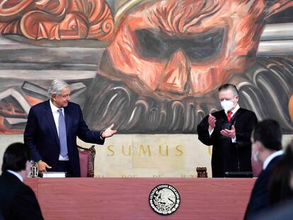 El presidente Andrés Manuel López Obrador junto al ministro Arturo Zaldívar, en la Suprema Corte.