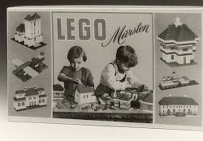 Caja antigua de Lego.
