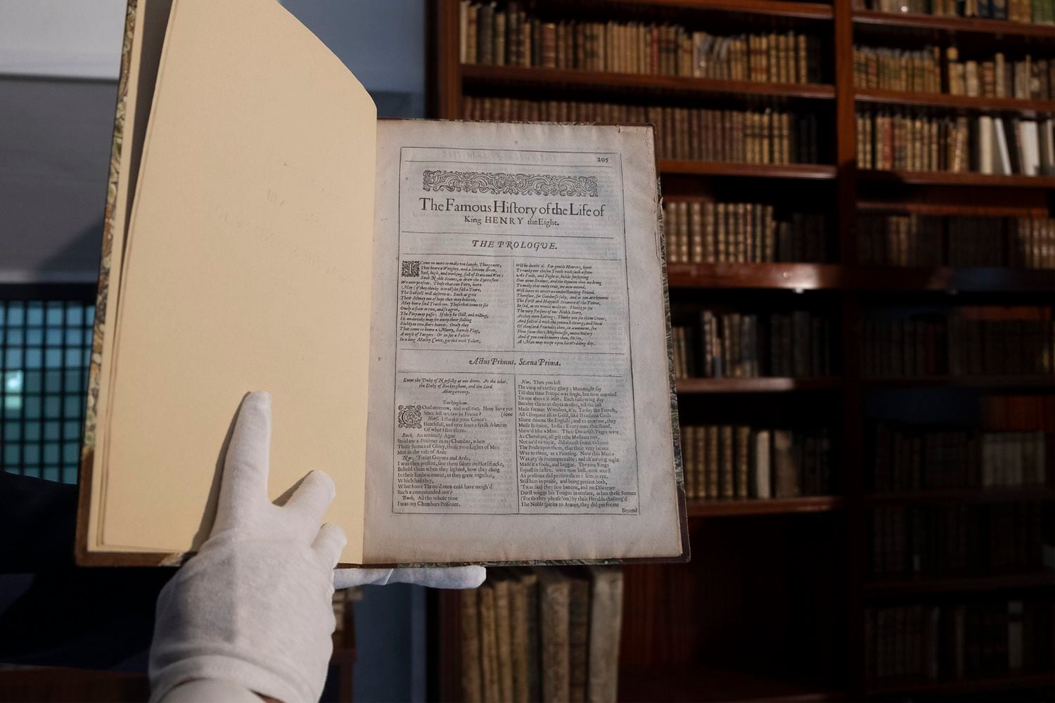 El ejemplar de la obra separada de Shakespeare 'The Famous History of the Life of King Henry the Eighth', publicada en 1632, en Colegio Internacional de Sevilla San Francisco de Paula.