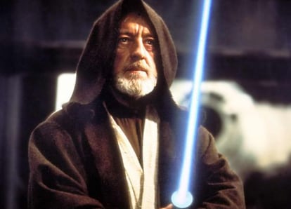 Alec Guinness, como el caballero jedi Obi Wan Kenobi en el Episodio IV de 'Star Wars' (1977)