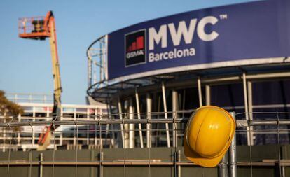 Recinte del Mobile World Congress (MWC) de Barcelona durant el desmantellament dels stands.