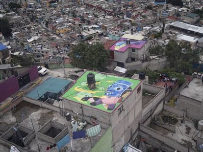 Un mural visto desde el Cablebus en Iztapalapa, Ciudad de México el 8 de septiembre, 2021.
