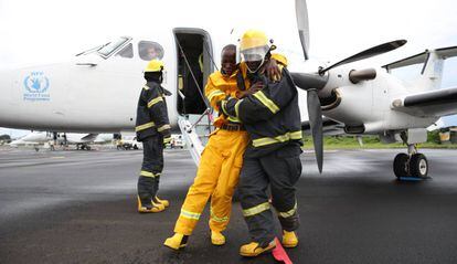 Simulacro de servicios de rescate en emergencias en RD Congo con el UNHAS.