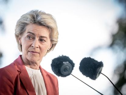 La presidenta de la Comisión Europea, Ursula von der Leyen, este martes en una conferencia de prensa tras la cumbre de seguridad energética del mar Báltico celebrada en Kongens Lyngby, al norte de Copenhague.
