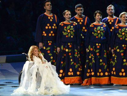 La cantante Yulia Samoylova en la apertura de los Juegos Paral&iacute;mpicos de Sochi en 2014. 