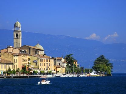 La ciudad italiana de Saló, a orillas del lago de Garda, en Lombardía.