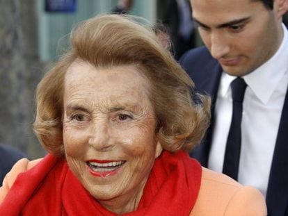 Liliane Bettencourt, el pasado 29 de marzo junto a su nieto, Jean Victor Meyers.