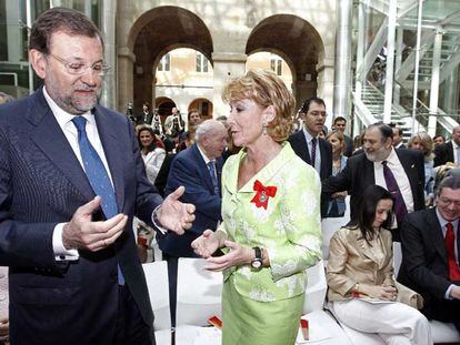 Mariano Rajoy y Esperanza Aguirre, en los actos de la fiesta del Dos de Mayo.