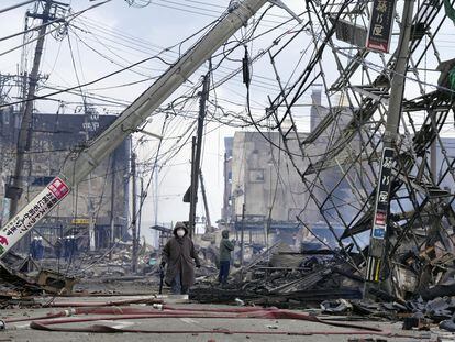 Daños causados tras el terremoto en Wajima, este martes.