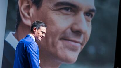 Pedro Sánchez, en la presentación del libro del presidente del Gobierno 'Tierra firme' este lunes en Madrid.