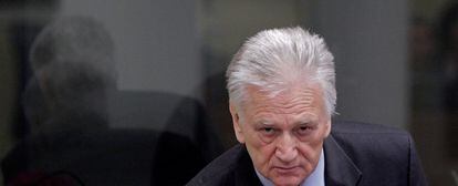 El ex jefe del Estado Mayor del Ejército yugoslavo, Momcilo Perisic, ante el Tribunal Penal Internacional para la antigua Yugoslavia (TPIY), en La Haya.