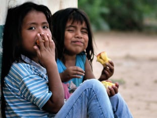 Niños argentinos en la región de El Chaco, en una imagen tomada por Linde.