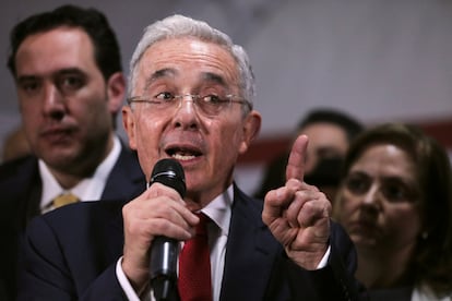 El expresidente colombiano Álvaro Uribe, tras testificar en la Corte Suprema en octubre de 2019.