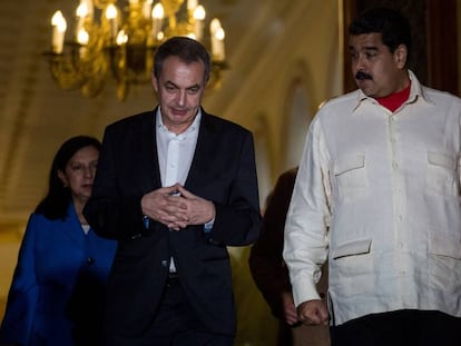 El expresidente Jos&eacute; Luis Rodr&iacute;guez Zapatero y Nicol&aacute;s Maduro.