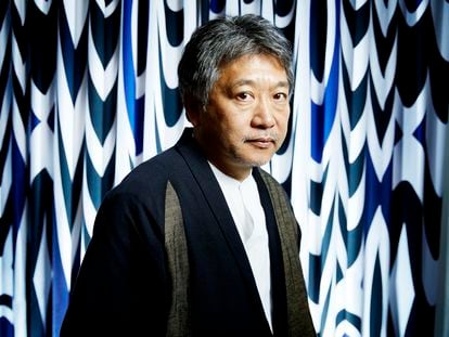 El director japonés Hirokazu Kore-eda, retratado en París a finales de noviembre.