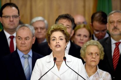 Rousseff en la seva primera roda de premsa després de ser allunyada de la presidència.