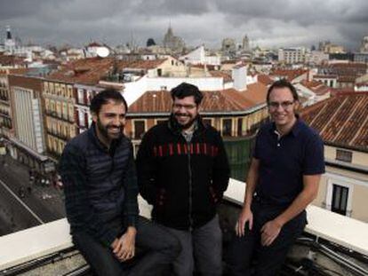 Esaú Acosta, Miguel Jaenicke y Mauro Gil-Fournier, creadores del Vivero de Iniciativas Ciudadanas.